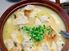 -鸽子侯·家宴·平价海鲜(绿地店)