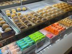 -HappyMiss花满楼·鲜花饼·鲜花茶·伴手礼(上海环球港店)