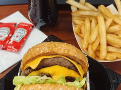 -The Habit Burger Grill 哈比特汉堡(爱琴海店)
