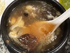 -光海鲜鱼翅餐厅(叻差拉披色路店)