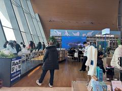 -抱抱地球咖啡馆(国家海洋博物馆店)