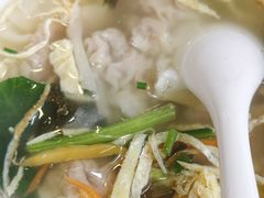 牛肉馄饨-长人馄饨铺(解放街店)
