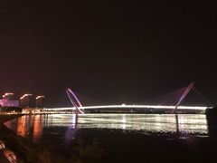 -南京眼步行桥