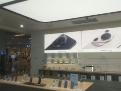 -华为授权体验店(中山公园来福士)