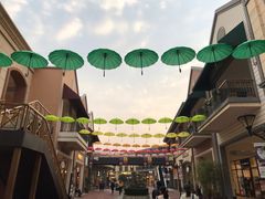 -王府井奥莱临潼小镇(临潼店)