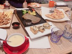 -必胜客(唐百友谊店)