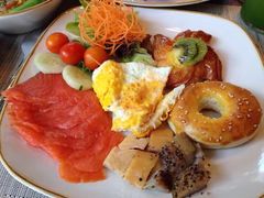 -三亚湾海居铂尔曼度假酒店