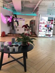 -BULB STUDIO 巴柏明星发型工作室