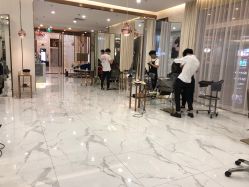 大厅-3AM HAIR SALON烫发染发接发