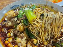 -丁丁猫重庆小面(徐州路店)