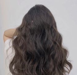 -丝语萱形象