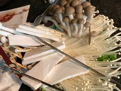 -湊湊火锅·茶憩(新中关购物中心店)