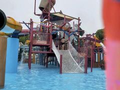 -热带风暴水上乐园(新镇路)