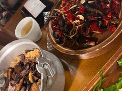 -隔壁老王·家常云南菜(花巷店)