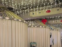 -娜仁图雅蒙古美食村(33小镇店)