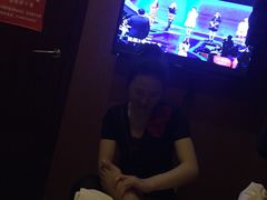 -鸿喜足健康足道采耳艾灸(南纬路店)