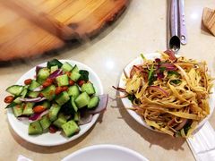 -王老六铁锅炖鱼(圣亚海洋店)