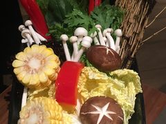 -捞王锅物料理(上海世茂广场店)