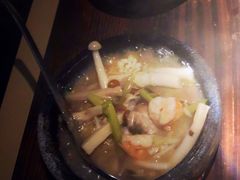 双响锅巴-穹六人间 people 6(岳阳路店)