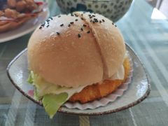 -天天向上素食餐厅(五台山店)