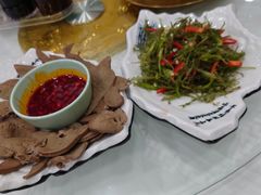 -撒拉人家.酸菜牦牛肉火锅