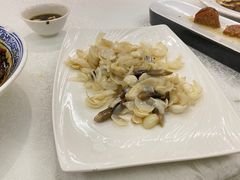 -梅龙镇酒家(南京西路总店)