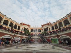 -佛罗伦萨小镇广佛名品奥特莱斯(疏港路店)