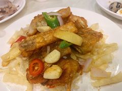 香煎骨腩-清心鸡沙田乳鸽店·非遗传承(粤垦路店)