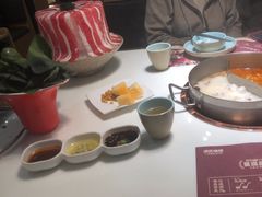 -洪氏嗨捞·猪肚鸡火锅(阳光天地店)
