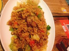 -玛格萝妮(汇智国际商业中心店)