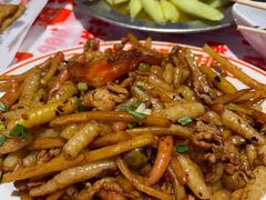 -威记烧嘢·南宁烧烤·超级生牛(绿地店)
