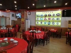 大堂-化州大众美食城(宝安老牌店)