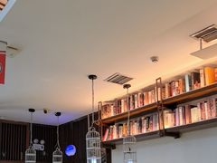 -阿瓦山寨·湘菜现炒·剁椒鱼头王(咸阳总店)