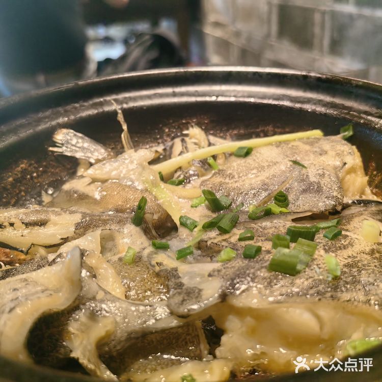 这家店的焗鱼头鲜到掉眉！工作日不排队速冲💨