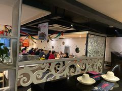 大堂-鸣记脆皮烤鱼(岐山路店)