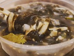 辣汤-芳婆糕团店(王府大街店)