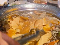 -老船舫·现做活鲜鱼馆(东郊记忆店)