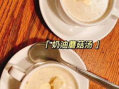 奶油蘑菇汤-宝莱纳啤酒花园餐厅PAULANER BRAUHAUS Nanjing(广州路店)