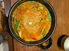 -银米·云南传统过桥米线(双廊黑金冠店)