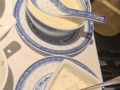 顺德姜汁撞奶-汤城小厨•粤菜•靓汤(金宝街店)
