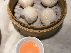 -香港百合居(LCM置汇旭辉广场店)