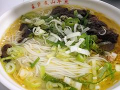 -文山荷鲜居(翠湖店)