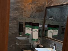 -金色印象·4k影院式足体养生(龙腾路店)