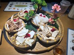 -菌彩云南野生菌火锅(万达广场店)