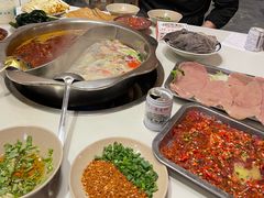 -岗上渣渣老火锅(两路口店)