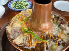 -岳记兴隆·青城腊排铜火锅(融创店)