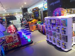 -Land Mark蓝马乐园(华联武夷购物中心店)