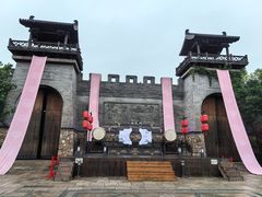 -茅山东方盐湖城景区