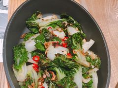 焗锅气奶白菜-小大董·烤鸭(凤凰汇店)