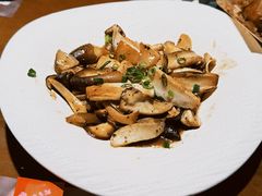 -弓二·烧鸟居酒屋(财富购物中心店)